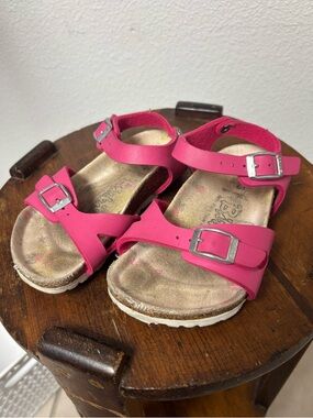 Kids Pink Birki’s Birkenstock Sandals